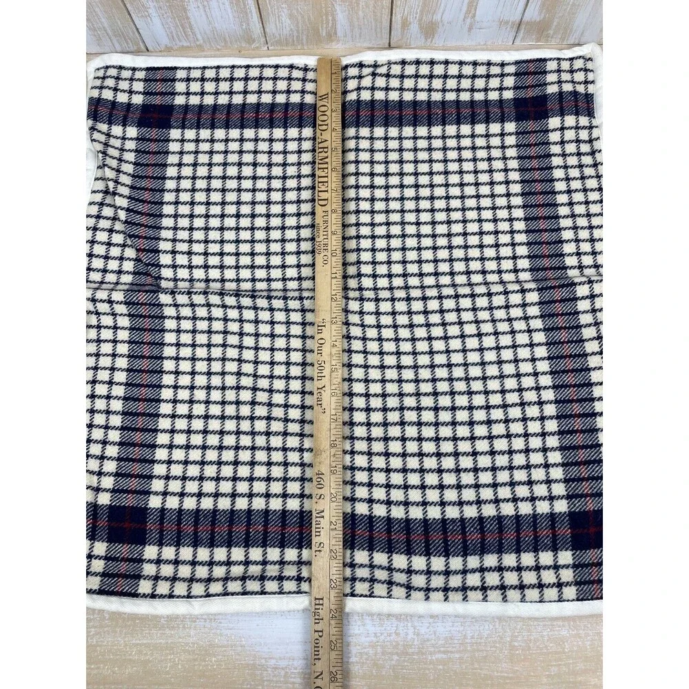 Lauren Ralph Lauren 100% Wool 24x24 Plaid Sham Pillow Covers Set of 2 - Picture 3 of 9
